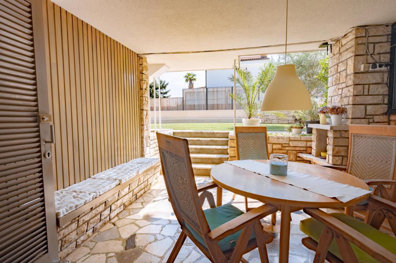 Residence Pecek Novigrad  Zewnętrze zdjęcie